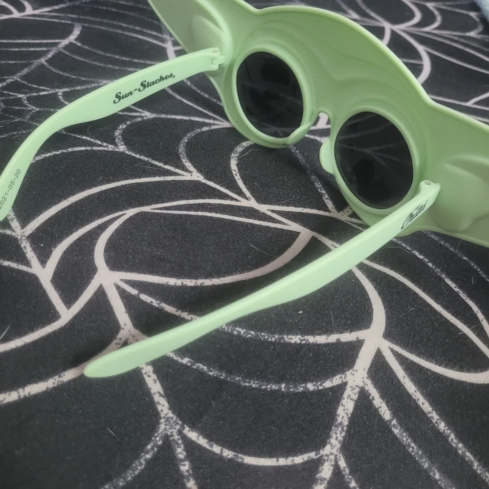 The Child Startwars Novelty Sunglasses